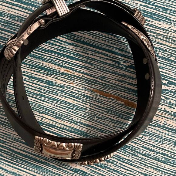 Vintage Fossil Women’s Leather Silver Scrollwork Belt - Picture 6 of 9